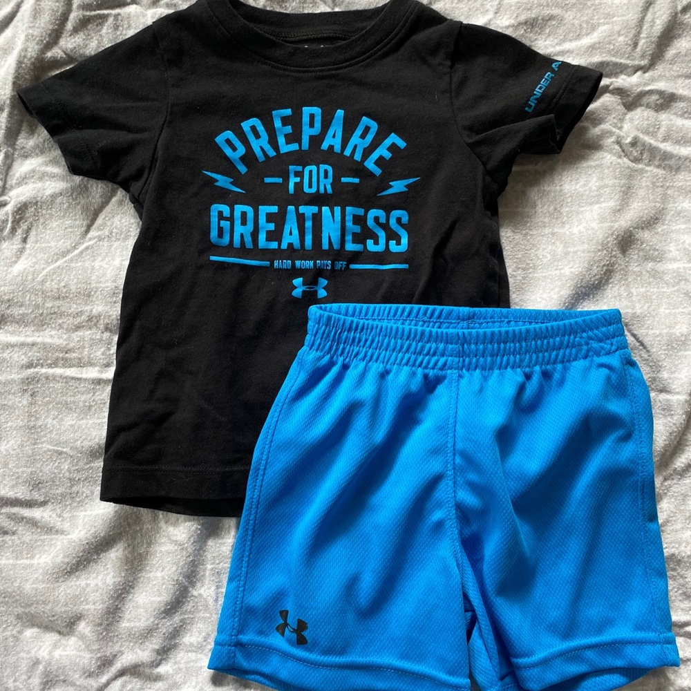 Under Armour shirt and shorts set